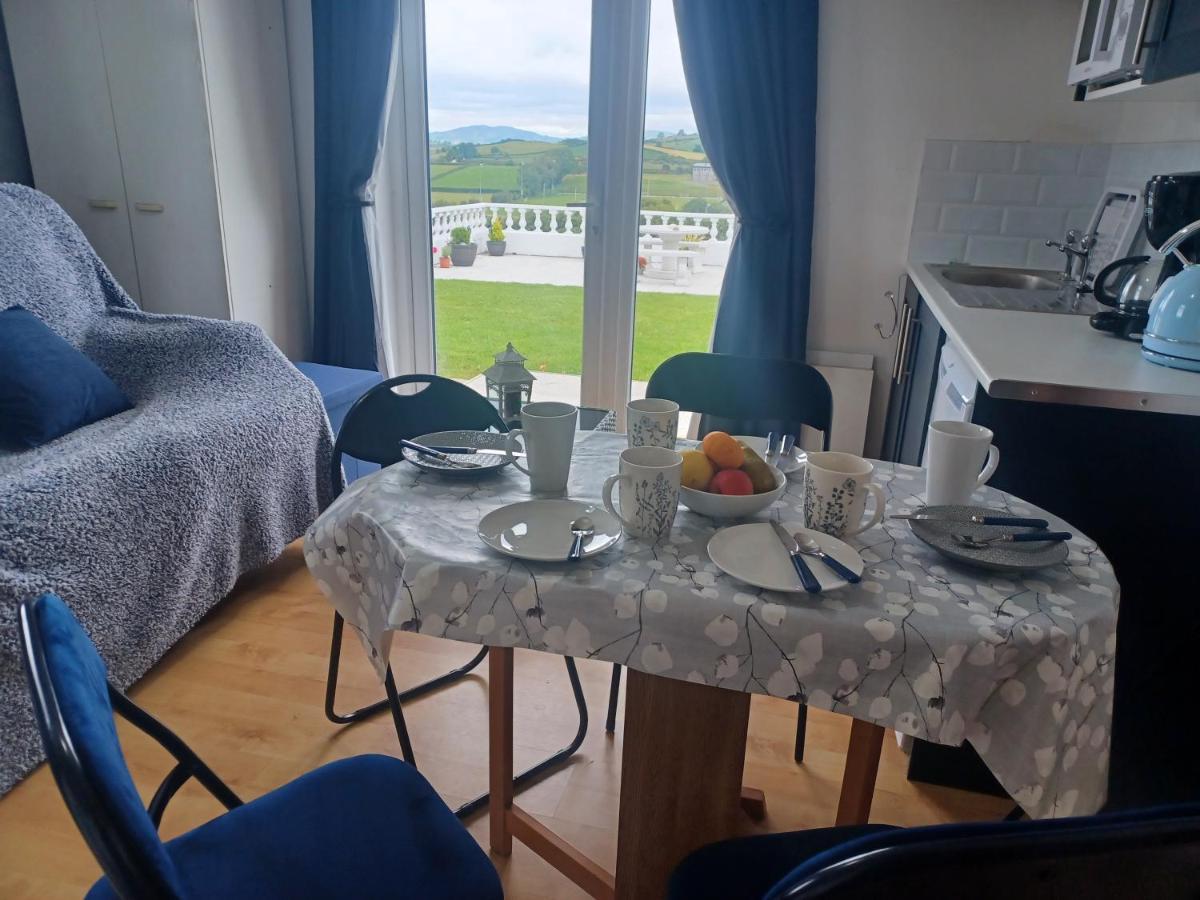 Loughview Retreat In The Mournes Lejlighed Newcastle  Eksteriør billede
